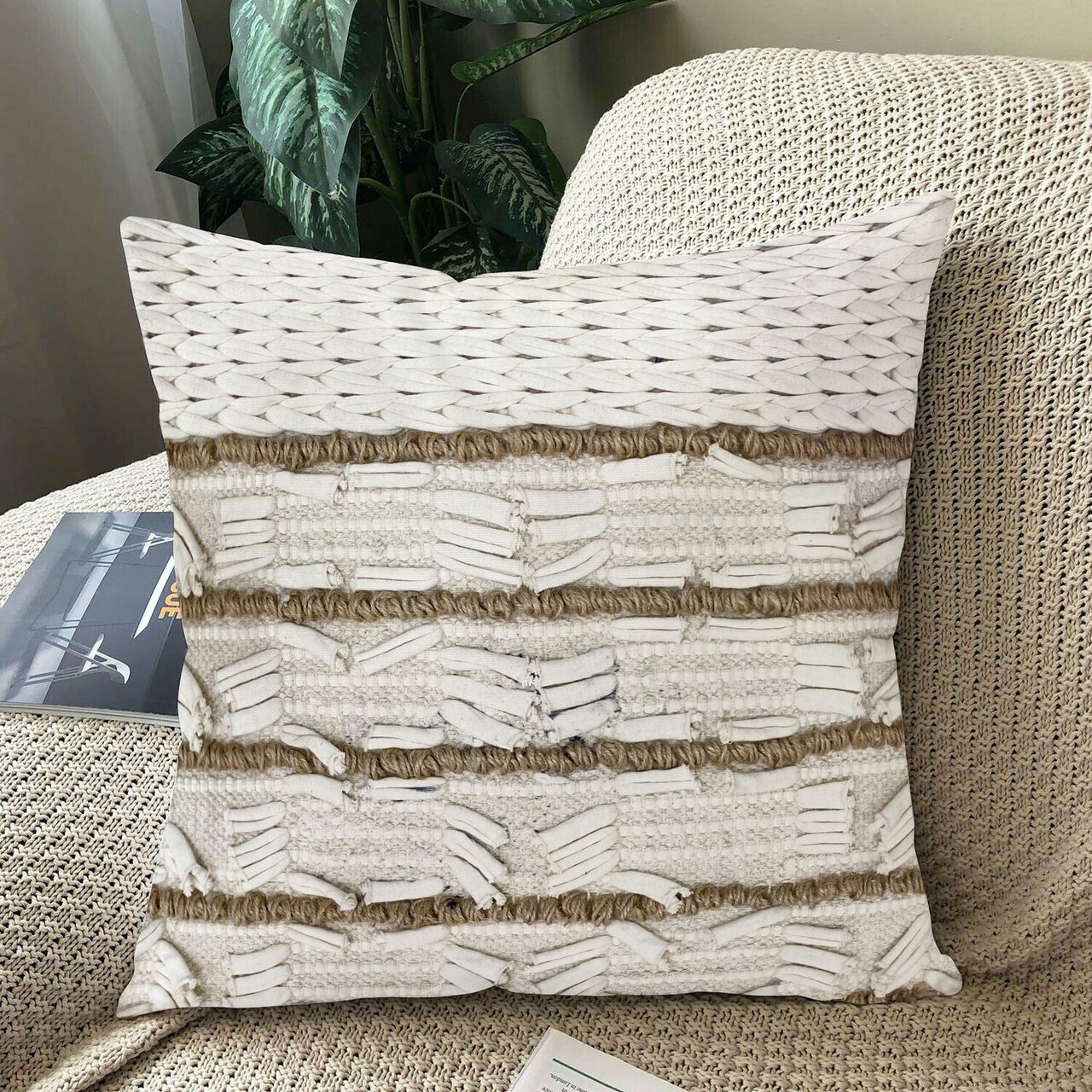 Perna decorativa sand bedora, cusatura manuala, bumbac si alte fibre Perna decorativa sand bedora, cusatura manuala, bumbac si alte fibre