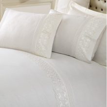 Cum alegi cea mai buna lenjerie de pat din bumbac 6 Lenjerie de pat din bumbac cu cearsaf si fete de perna sincero